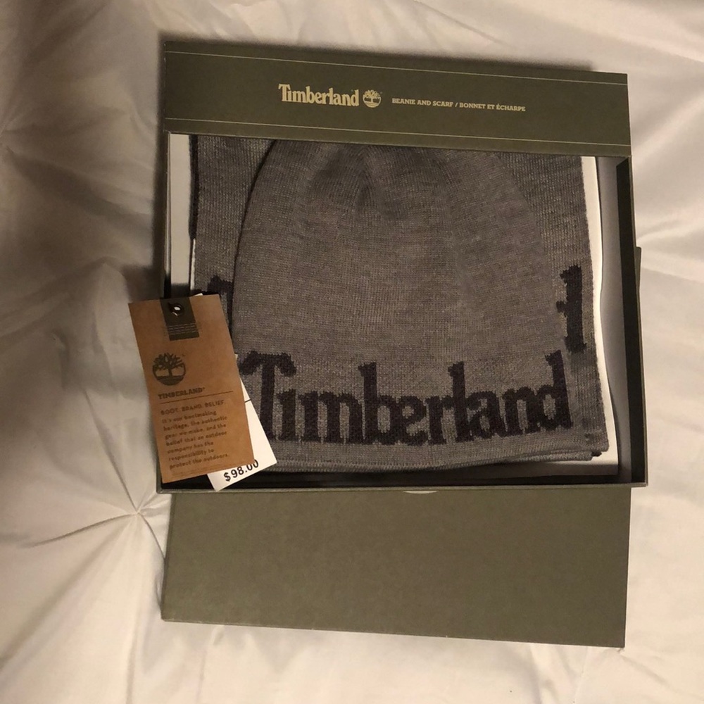 NWT Timberland Logo Scarf/Hat